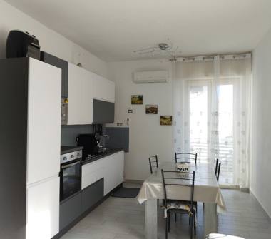 Trilocale in vendita a Mazara del Vallo (Trapani), Piazzale Europa 12