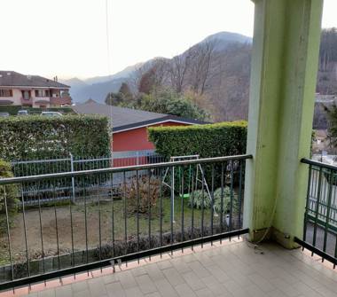 Trilocale in vendita a Omegna (Verbano-Cusio-Ossola), Via Privata Villa Ada 34