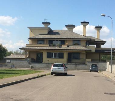 Villa in vendita a Parabiago (Milano), Via delle Orchidee 22