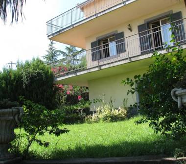 Affitto Villa Vacanze a Mascali (Catania), Via Scorciavacca Montarsi 73