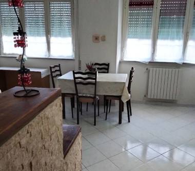 Trilocale in affitto a Cassino, Frazione Monte Rotondo, Via Monte Rotondo 9