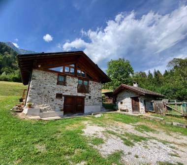 Baita/Chalet/Trullo in vendita a Spiazzo, Frazione Mortaso