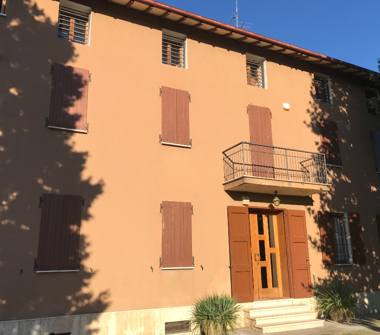 Rustico/Casale in vendita a Vignola (Modena), Via Doccia 2