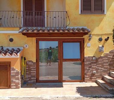 Affitto Casa Vacanze a Trinità d'Agultu e Vignola, Frazione Isola Rossa, Via Imperia 22