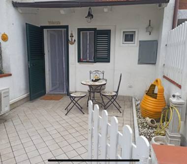 Villetta a schiera in vendita a Comacchio, Frazione Lido Delle Nazioni