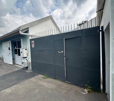 Capannone in vendita a Cologno Monzese (Milano), Via Santa Maria 86