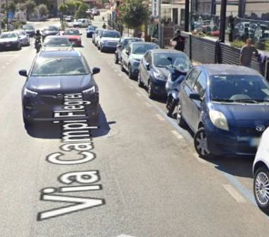 Negozio in affitto a Pozzuoli (Napoli), Via Campi Flegrei 72