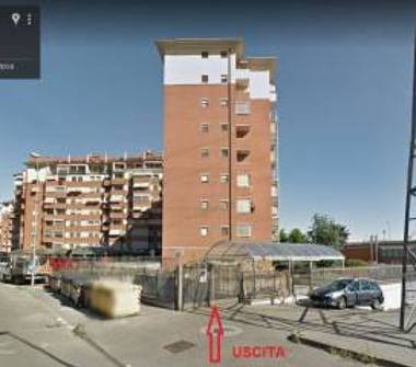 Box/Garage/Posto auto in vendita a Venaria Reale (Torino), Via Bassi 11