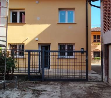 Casa indipendente in vendita a Castel San Giovanni (Piacenza)