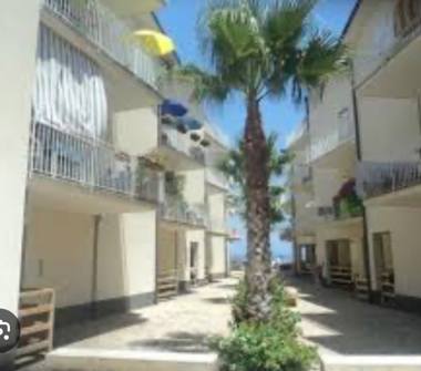 Trilocale in affitto a Patti, Frazione Marina Di Patti, Via Papa Giovanni XXIII 3