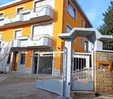 Villa in vendita a Rignano Flaminio (Roma), Via Sandro Botticelli 17