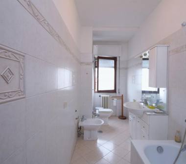 Affitto Stanza Singola a Roma, Zona Romanina, Via Publio Valerio 10