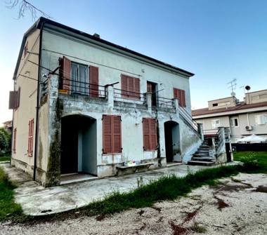 Casa indipendente in vendita a Sant'Elpidio a Mare, Frazione Cascinare, Via Ignazio Silone 94
