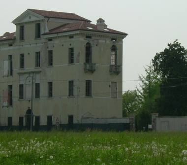 Palazzo/Stabile in vendita a Marostica (Vicenza)