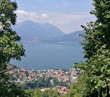 Rustico/Casale in vendita a Bellano, Frazione Pradello