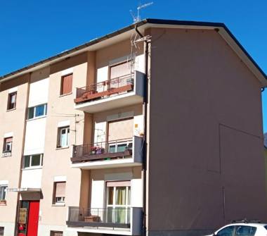 Appartamento in vendita a Tolmezzo, Frazione Caneva Di Tolmezzo, Via Forni di Sotto 14