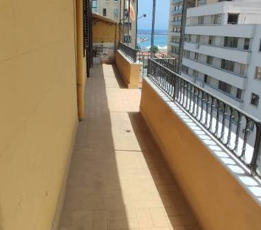 Palazzo/Stabile in vendita a Palermo, Zona Politeama, Via Benedetto Gravina 37