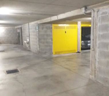 Box/Garage/Posto auto in affitto a Como, Zona Borghi, Via Francesco Petrarca 23