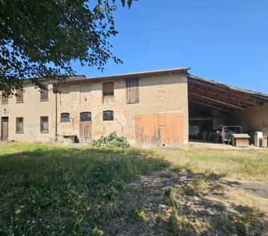 Rustico/Casale in vendita a Lugo, Frazione Belricetto