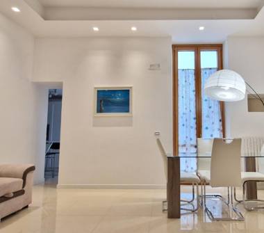 Quadrilocale in vendita a Trani (Barletta-Andria-Trani)