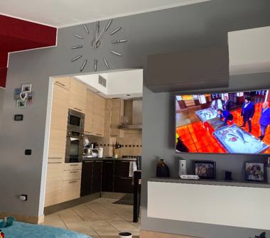 Trilocale in vendita a Albizzate (Varese), Via Solferino 13