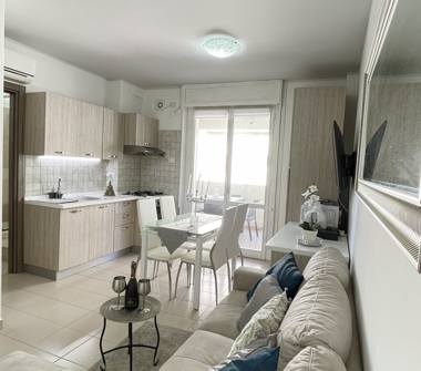 Palazzo/Stabile in affitto a Quartu Sant'Elena (Cagliari)