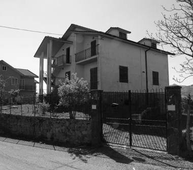 Casa indipendente in vendita a Zeri, Frazione Bergugliara