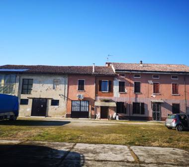 Casa indipendente in vendita a Alluvioni Piovera (Alessandria)