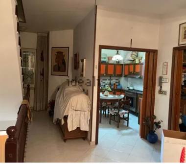Casa indipendente in vendita a Gioia Tauro (Reggio Calabria), Via Nazionale 8