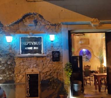 Birreria/Pub in gestione a Manduria (Taranto), Via Regina Giovanna II 18
