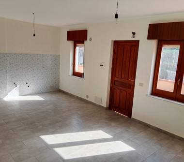 Monolocale in vendita a Capo d'Orlando (Messina), Via Benefizio