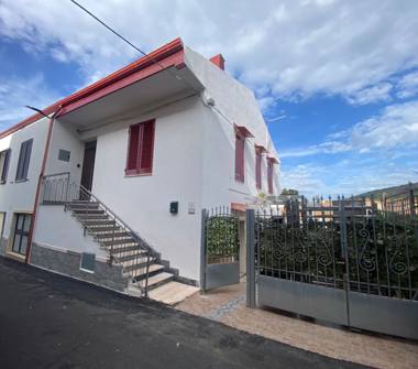 Affitto Casa Vacanze a Montresta (Oristano)