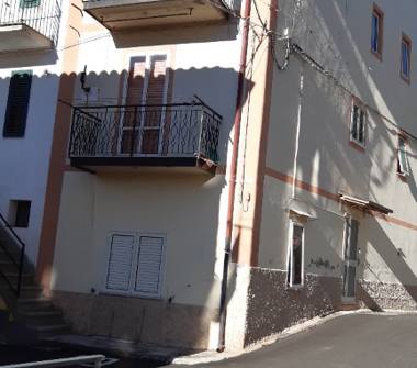 Casa indipendente in vendita a Centrache (Catanzaro)