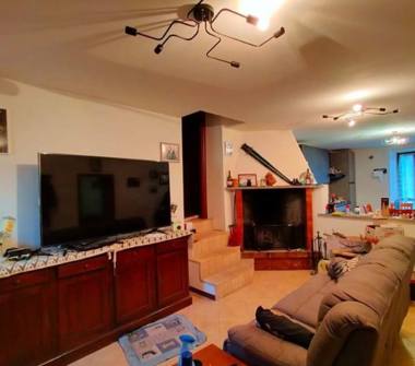 Casa indipendente in vendita a Proceno (Viterbo), Via del Bottino 20