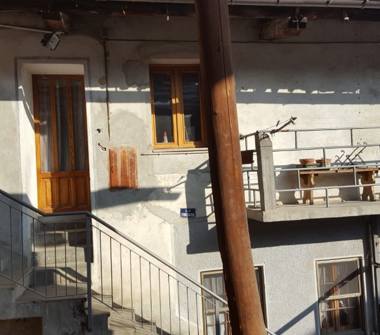 Casa indipendente in vendita a Brossasco (Cuneo)