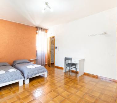 Porzione di casa in affitto a Vibo Valentia, Frazione Centro città, Via Enrico Gagliardi 84