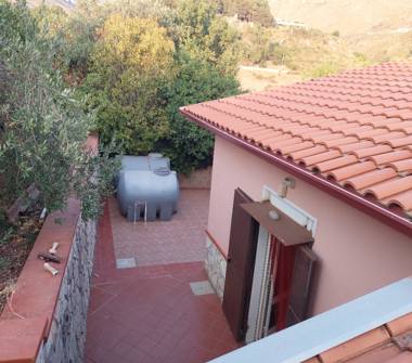 Villa in vendita a Montelepre (Palermo)