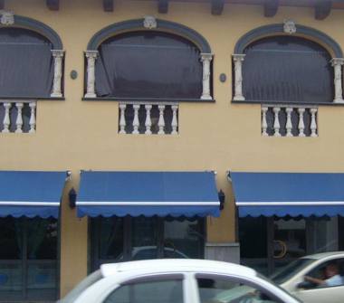 Negozio in affitto a Oristano, Frazione Centro città, via Michele Pira 1c