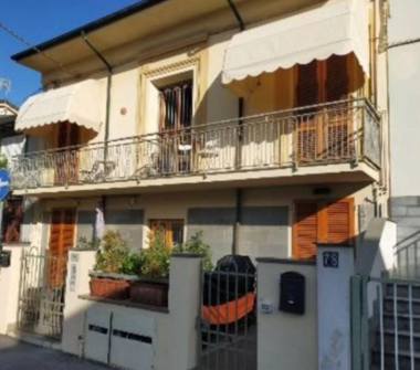Trilocale in affitto a Viareggio (Lucca), Via Edmondo de Amicis 74