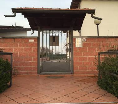 Bilocale in affitto a Vinzaglio, Frazione Torrione, Strada Statale 596 dei Cairoli 18