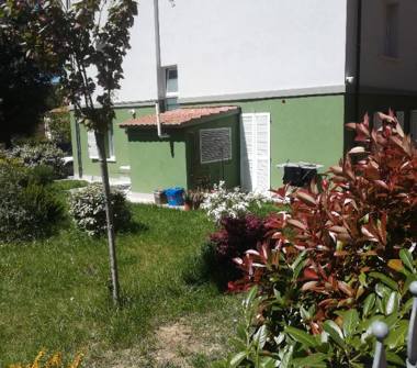 Porzione di casa in vendita a Perugia, Zona Madonna Alta