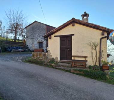 Rustico/Casale in vendita a Morfasso (Piacenza), Località Cà delle Donne 12