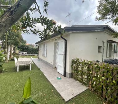 Casa indipendente in vendita a Bertinoro, Frazione Panighina, Via Emilia per Cesena 123