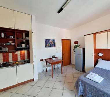 Monolocale in affitto a Rimini, Frazione Torre Pedrera, via Dogali 4