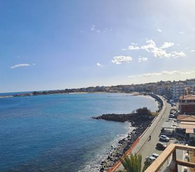 Attico in vendita a Giardini-Naxos (Messina), Via Naxos 2b