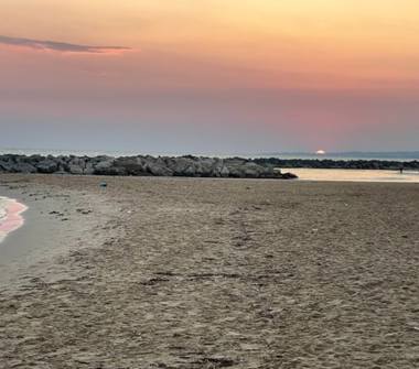 Albergo/Struttura ricettiva in vendita a Scicli, Frazione Donnalucata, Viale della Repubblica 84