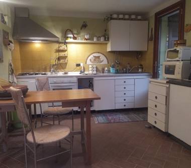 Bilocale in affitto a Ventimiglia, Frazione Varase