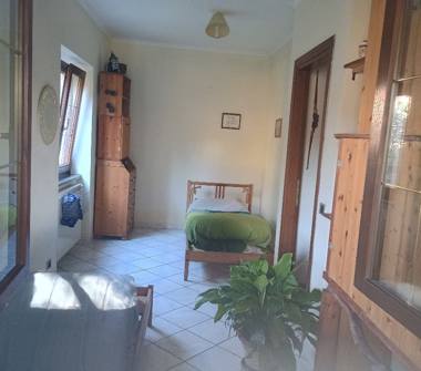 Bilocale in vendita a Fiumicino, Frazione Isola Sacra, Via Gennaro Tescione 18