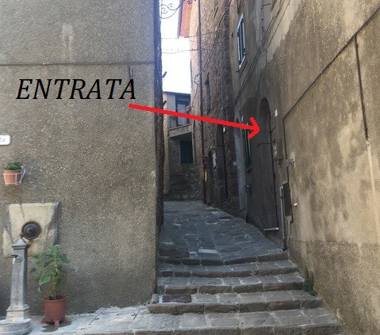 Quadrilocale in vendita a Arcidosso, Frazione Montelaterone, Via Apparitella 2