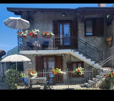 Affitto Casa Vacanze a Lierna (Lecco), Via degli Ulivi 38